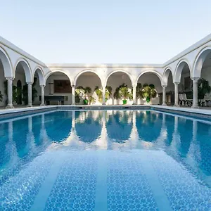  Villa Del Manzano